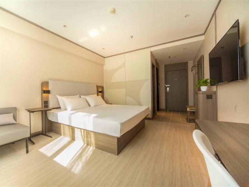 Hanting Hotel Shenyang Sujiatun Railway Station Bagian luar foto